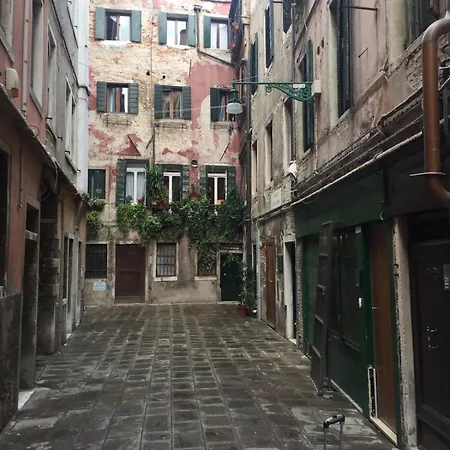 Appartement Incredible Location In San Marco's Square, Venetië