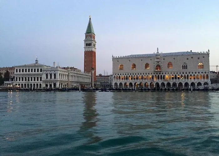 Διαμέρισμα Incredible Location In San Marco's Square,