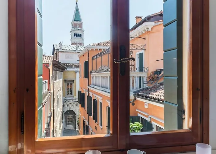 Incredible Location In San Marco's Square, Διαμέρισμα